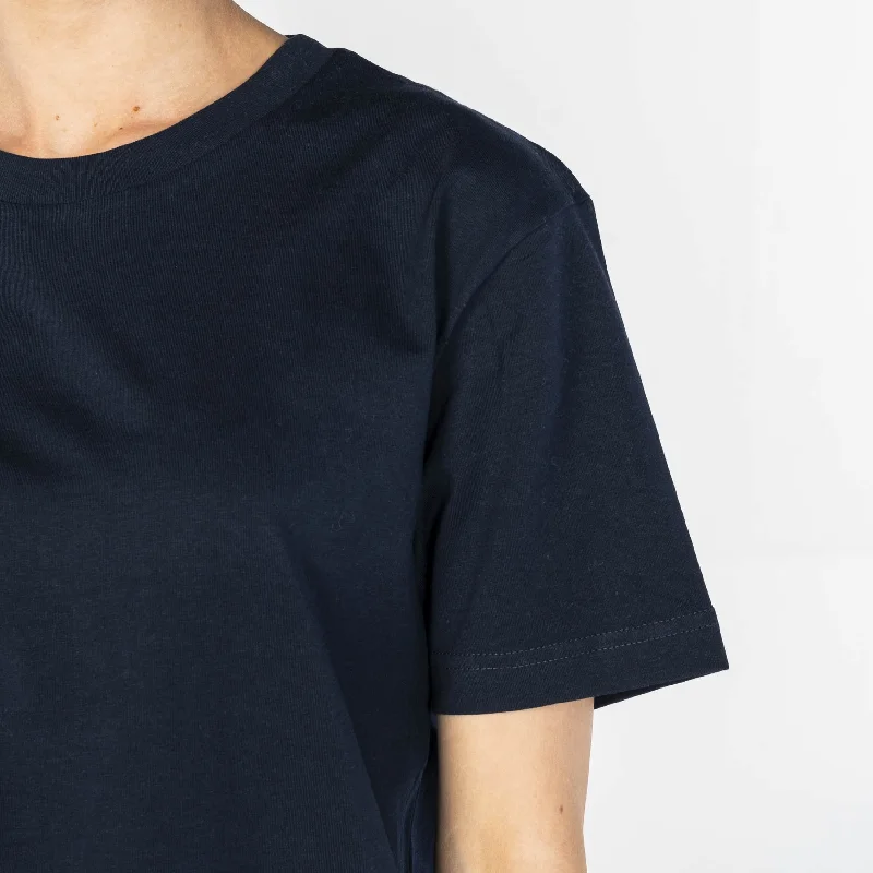 Unisex Essential T-Shirt Navy