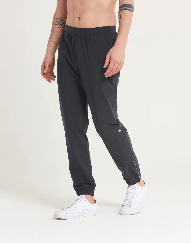 In Motion Jogger in Midnight Grey