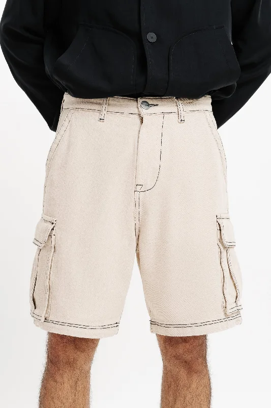 Men's Ecru Contrast-Stitch Cargo Shorts